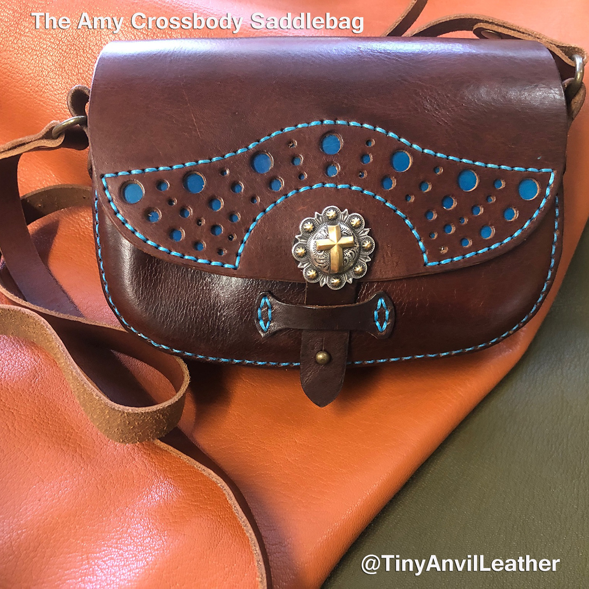 Amy Handbag with Crossbody Shoulder strap Genuine Leather Grey